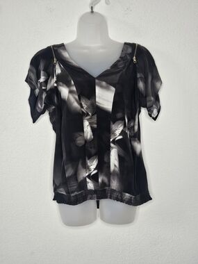 Ted Baker London Silk Abstract Print Pleated Zip Shoulder Flutter Sleeve Blouse